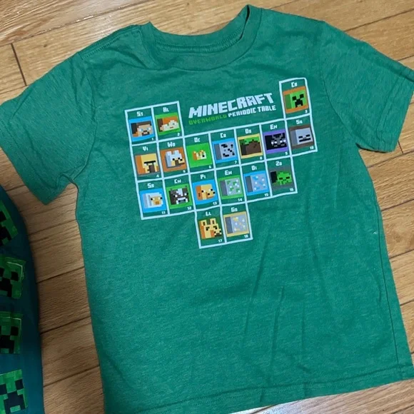 Bundle of Kids Green Long Sleeve and Short Sleeve Minecraft T-Shirts - Picture 3 of 4
